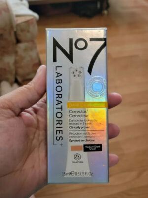 No7 - LABORATORIES DARK CIRCLE Corrector 15ml - Image 3